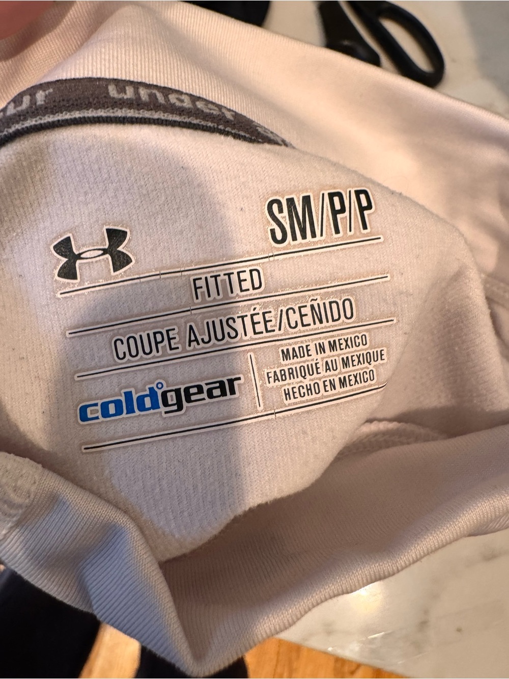 Under Armour White Mock Neck Cold Gear Shirt Base Layer Fitted S Unisex - Picture 5 of 6